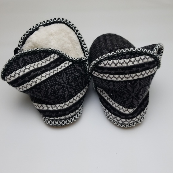 Slippers - Picture 4 of 5